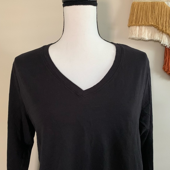 D O N A T E D Sonoma long sleeve v neck size large tee shirt EUC - Picture 2 of 6